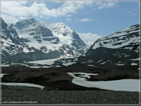 Columbia Icefield / Icefields Parkway