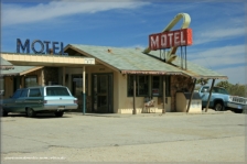 Four Aces-Motel