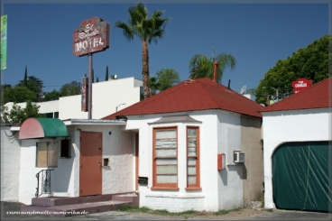 El Royale Motel