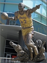 Magic Johnson Statue vorm Staples Center